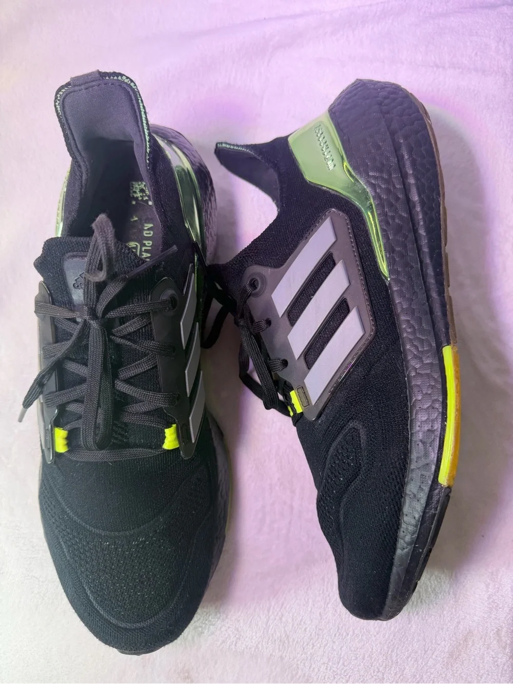 adidas sporty sneaker